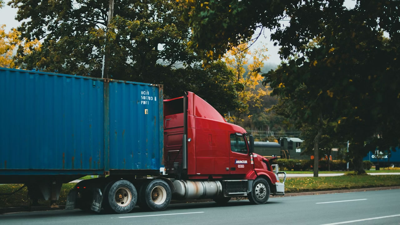Buying a Used Truck? A Trucker’s Checklist for Success