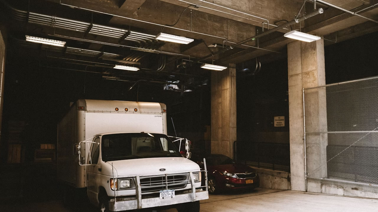 The Trucker’s Struggle: Finding Safe and Reliable Truck Parking