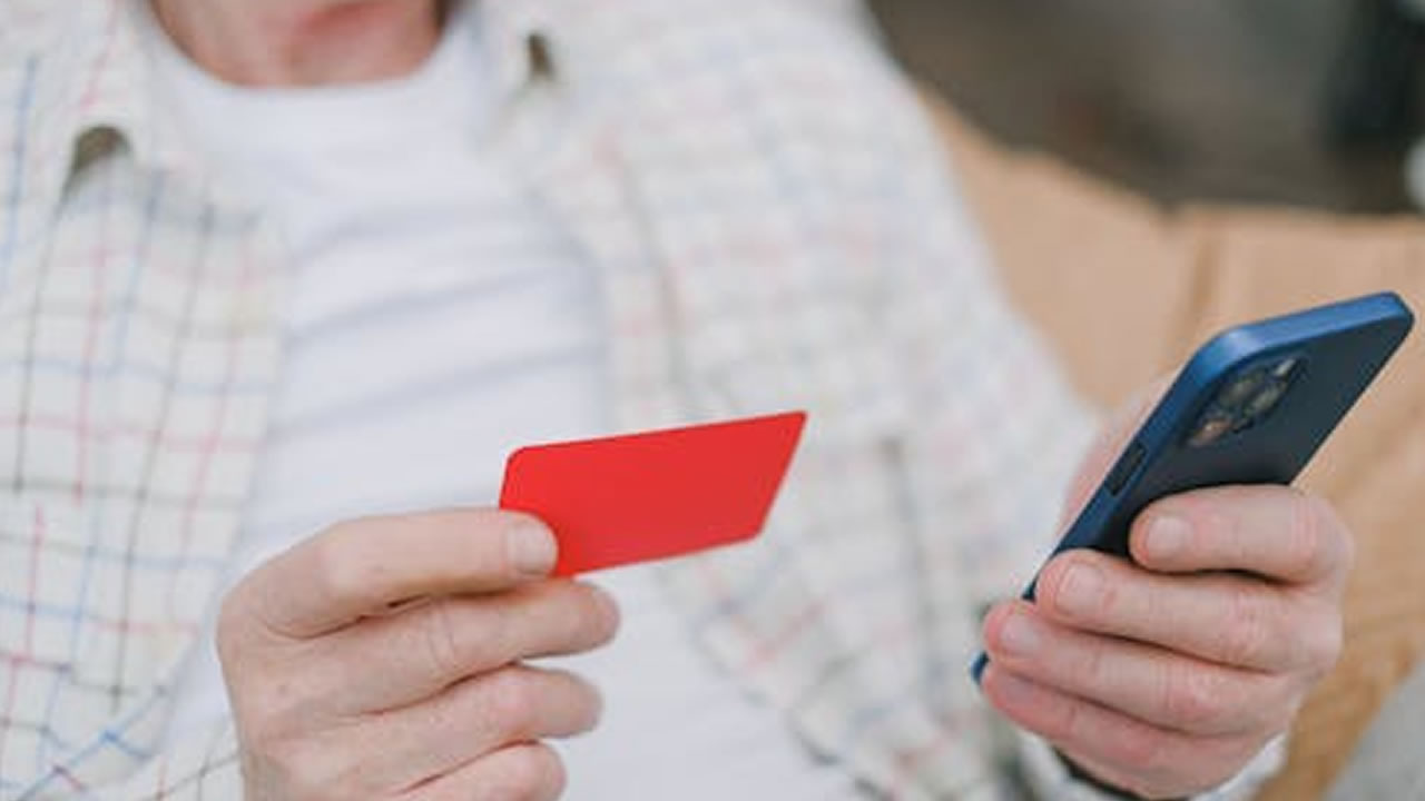 Fuel-Card-Mobile-Apps-Real-Time-Controls